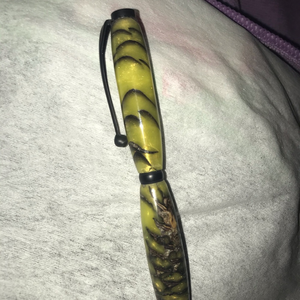 Custom made Pen - Picture 2 of 4